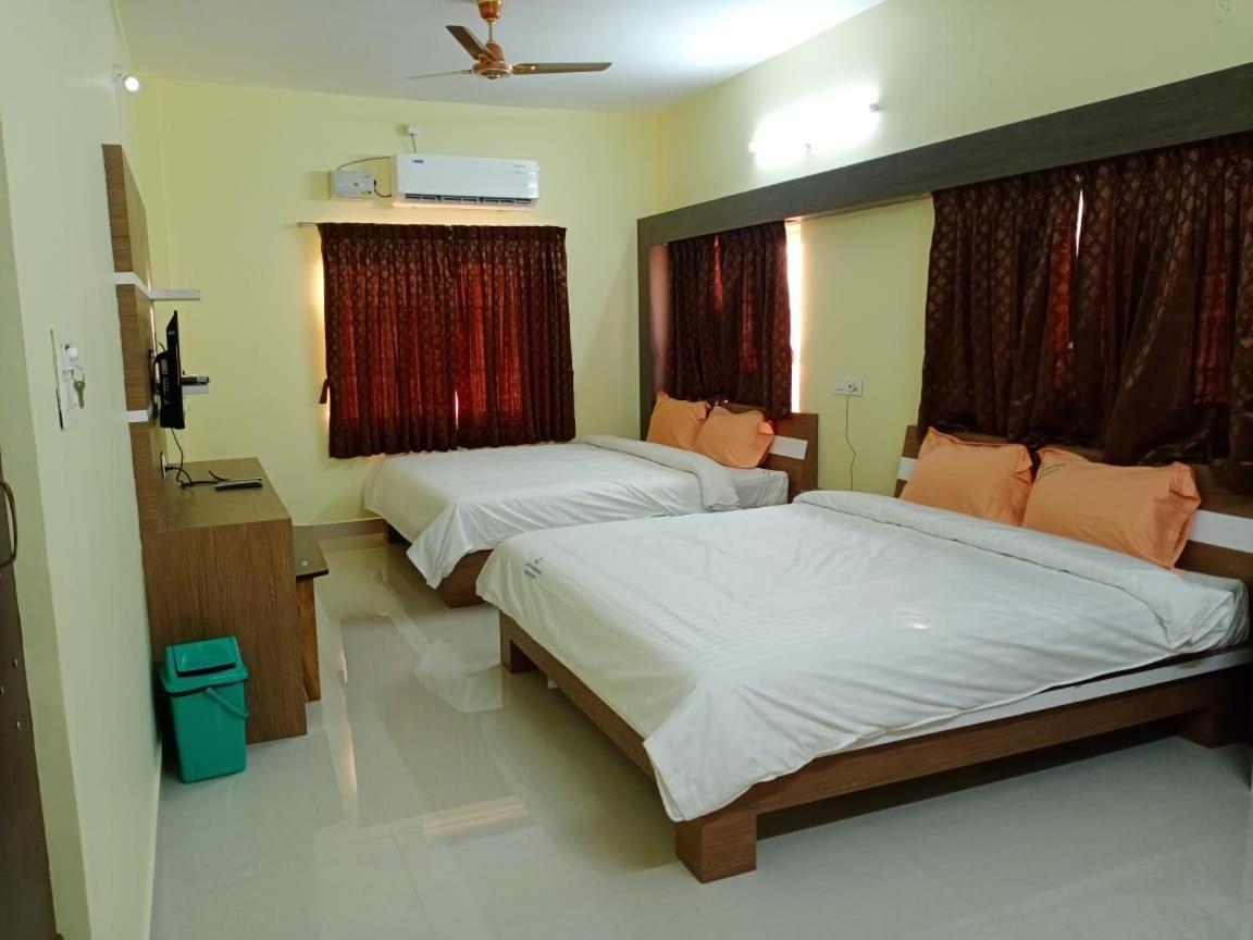 Giri Nandhana Residency Yelagiri Exteriör bild