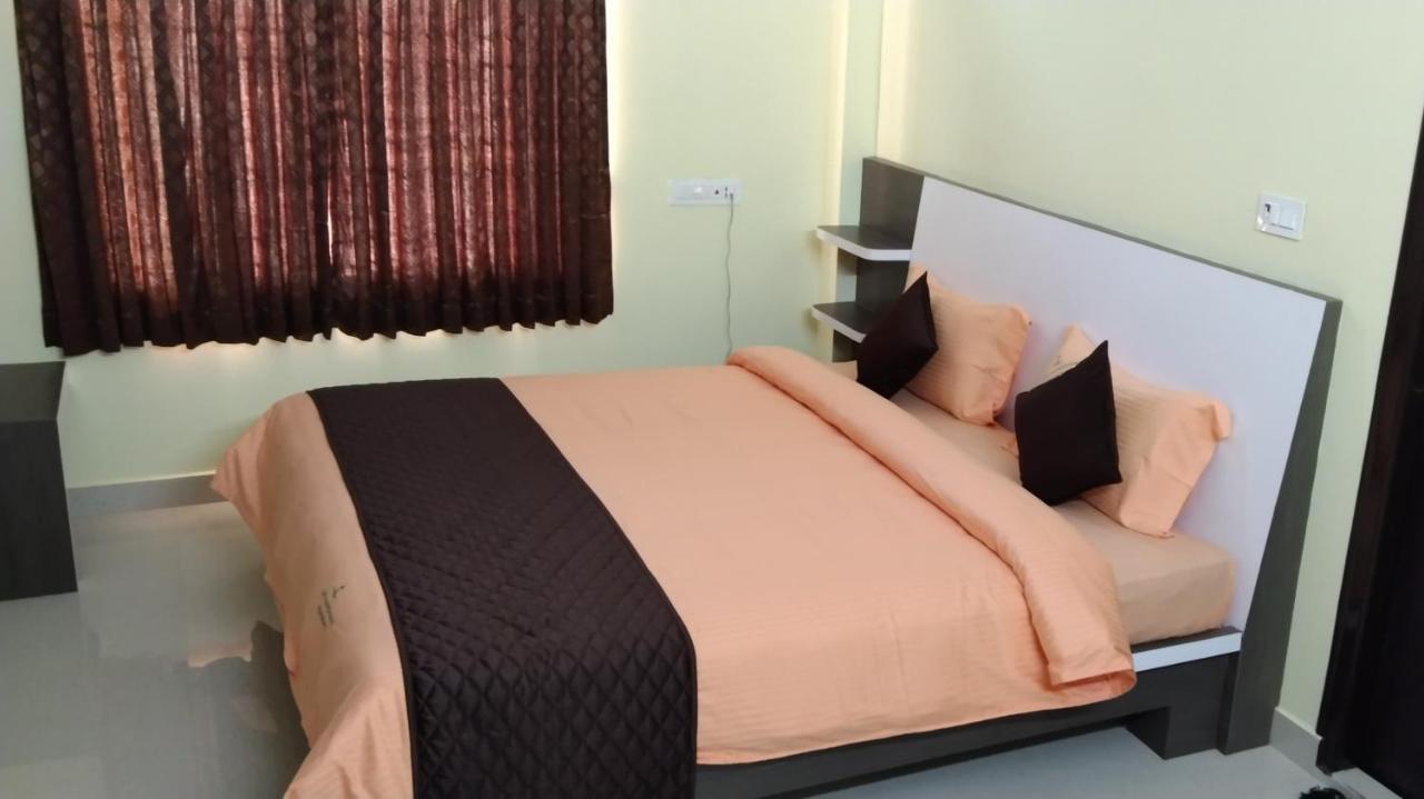 Giri Nandhana Residency Yelagiri Exteriör bild
